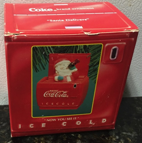 45265-1 € 7,50. coca cola ornament muisje in koeler.jpeg